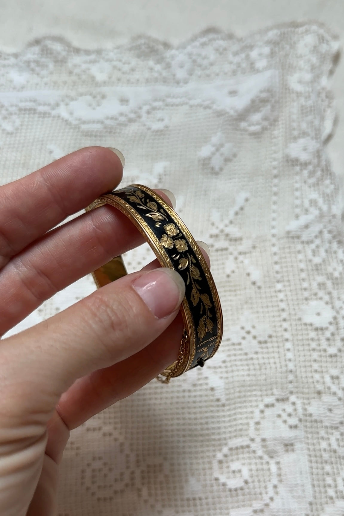Damascene 10k GF Hinged Bracelet