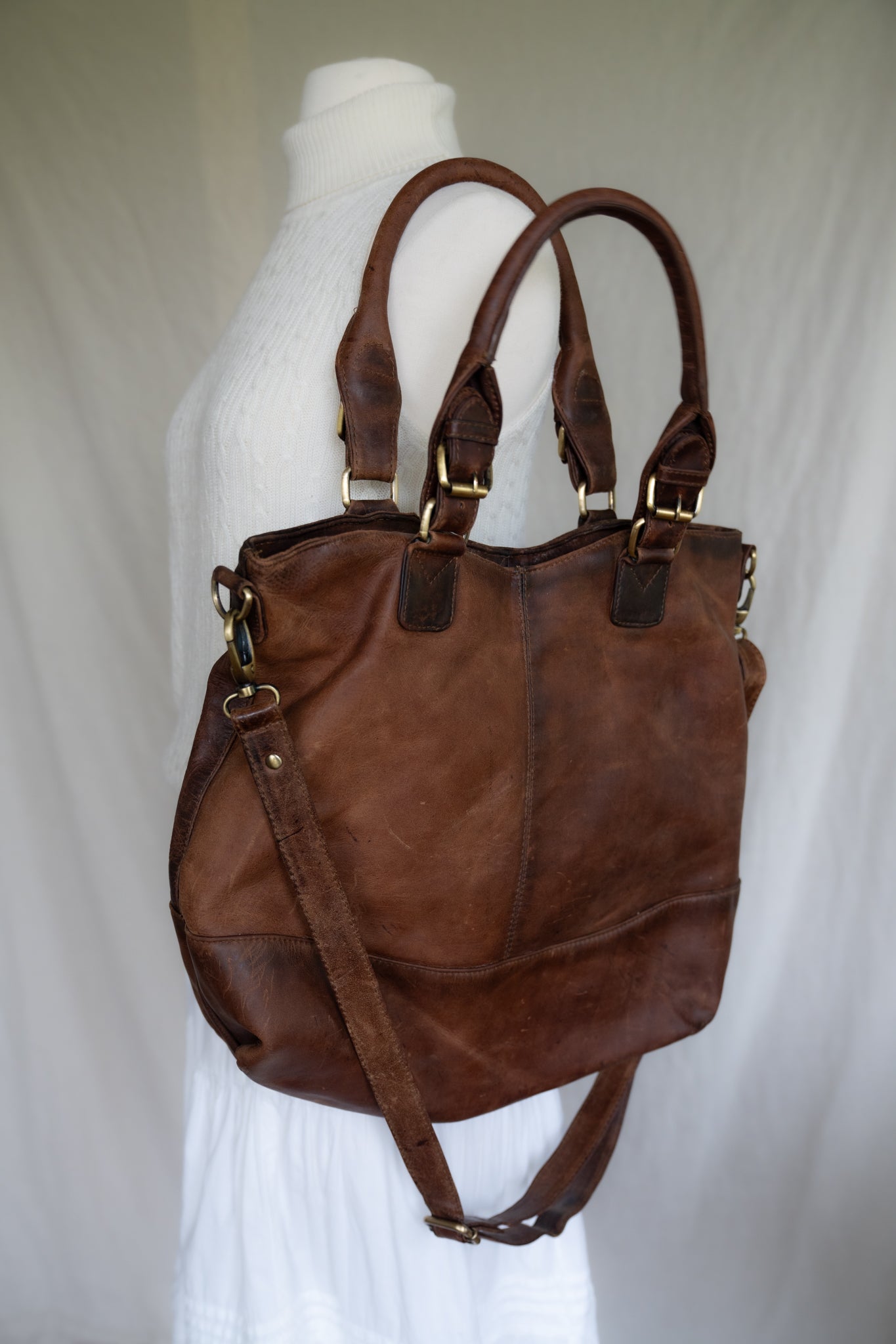 Clifton Classic Leather Tote