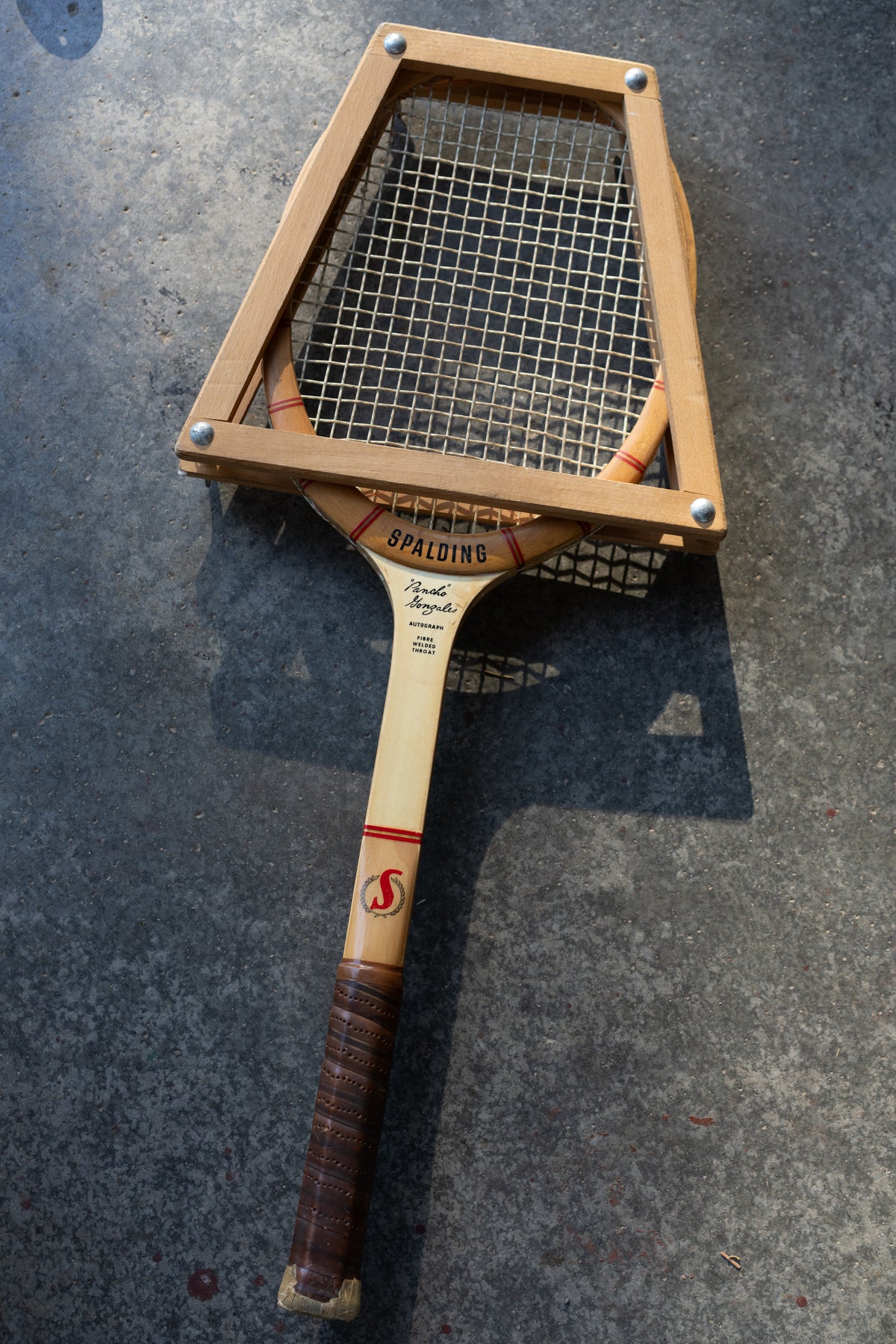 Spalding Pancho Gonzales Autograph Tennis Racket