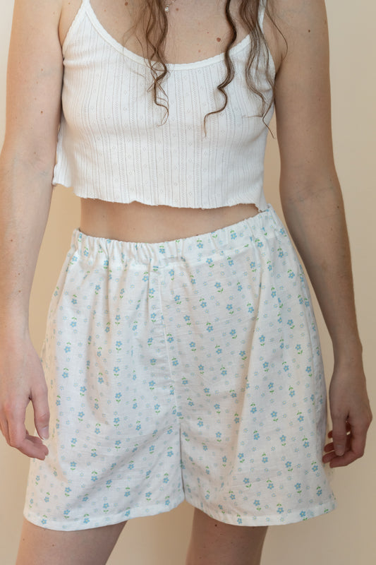 Daisy Day Short