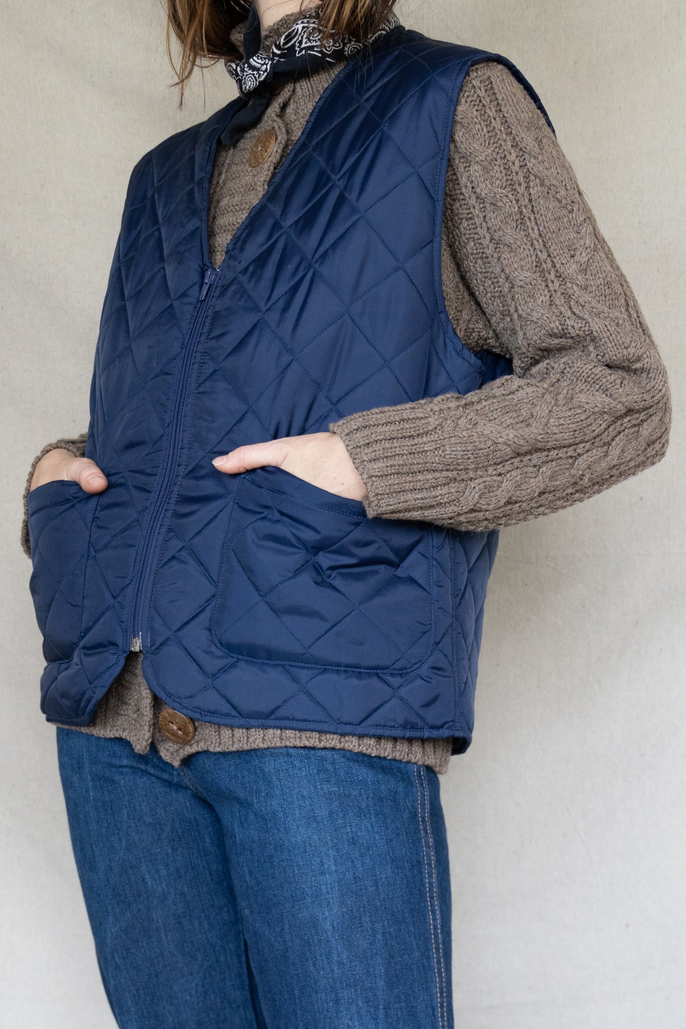 Zip-up Vest