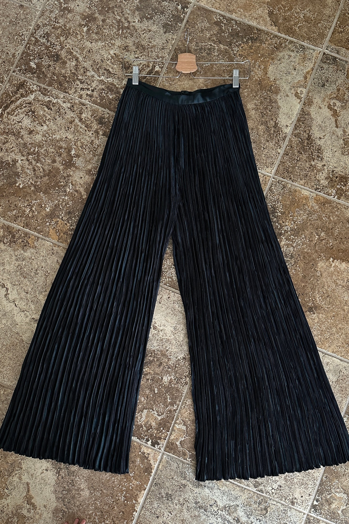 Mary McFadden Pleated Wide Leg Palazzo Pants